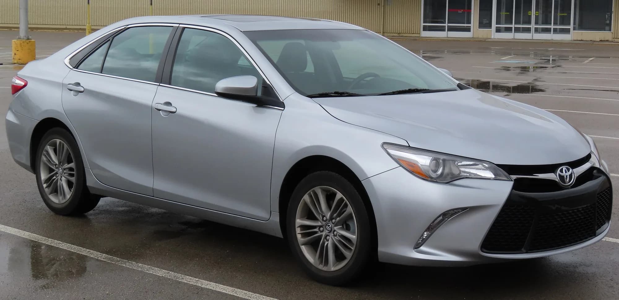 2015 Toyota Camry representative image